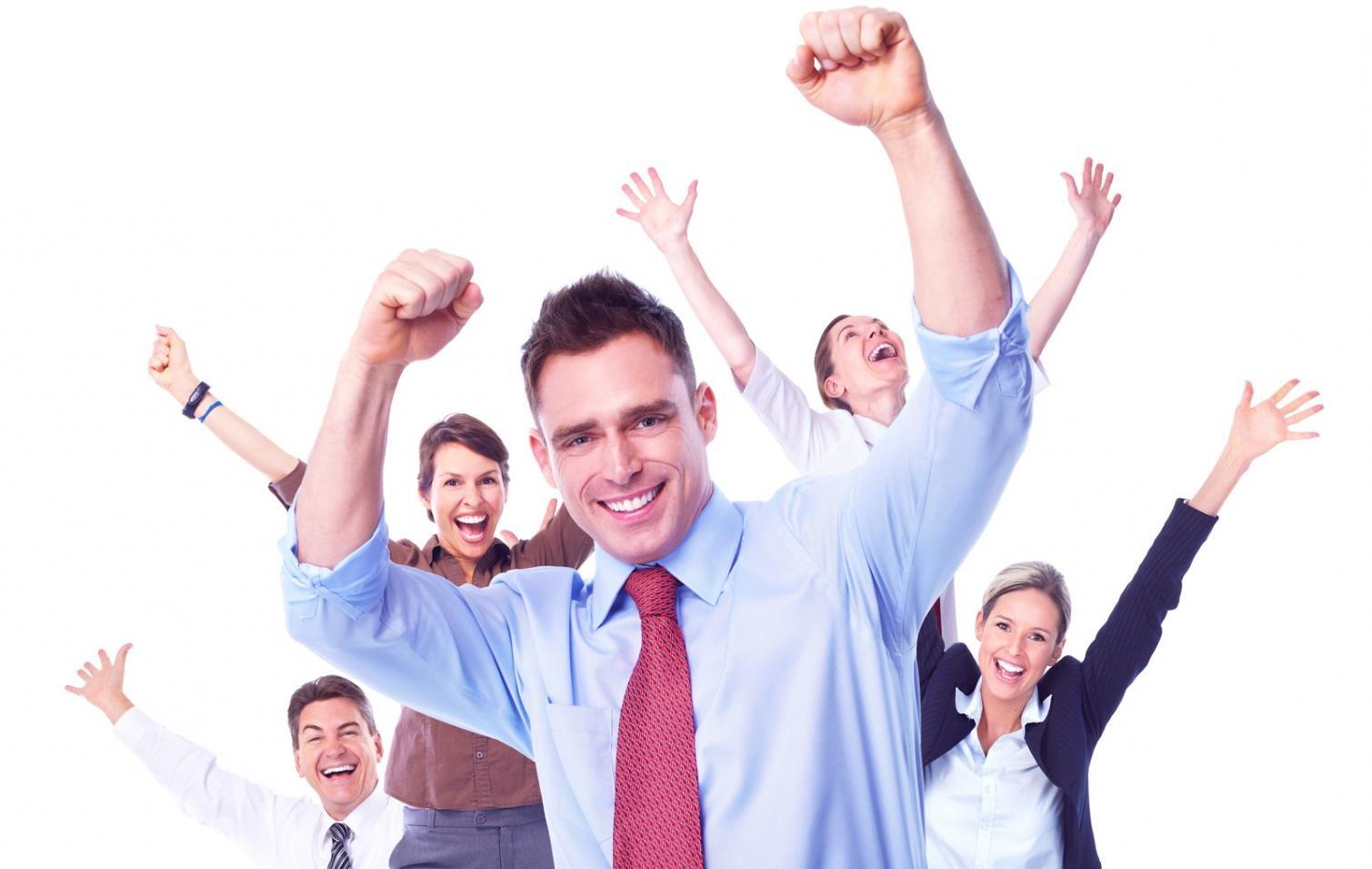 Equipo colaborando en estrategias de comunicación financiera